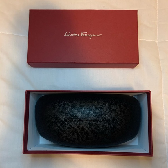 Salvatore Ferragamo Sunglassses - Picture 2 of 5